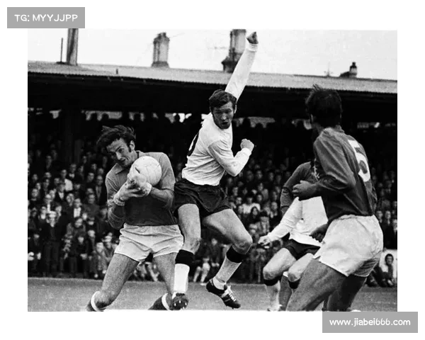 弗格森在流浪者博物馆发现 26 年前亲笔信：跨越时空的冠军共鸣