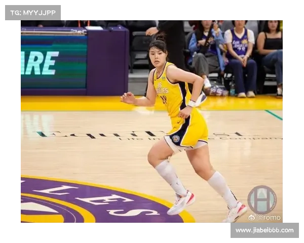 Fanatics成功收购WNBA官方商品独家生产权开启新纪元
